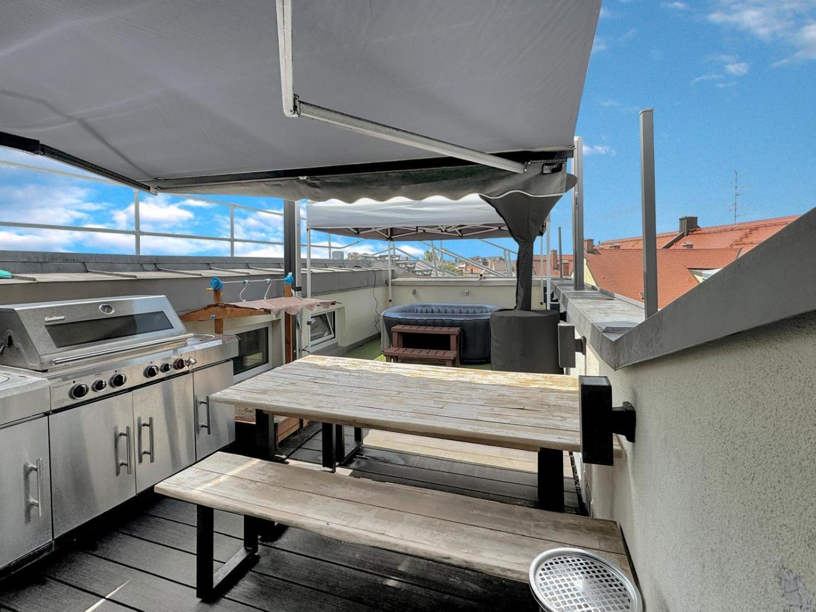 מינכן 6 Zimmer Maisonette-Penthouse Pool Dachterrasse Luxus מראה חיצוני תמונה