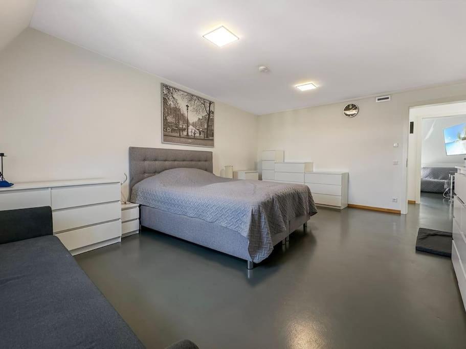 מינכן 6 Zimmer Maisonette-Penthouse Pool Dachterrasse Luxus מראה חיצוני תמונה