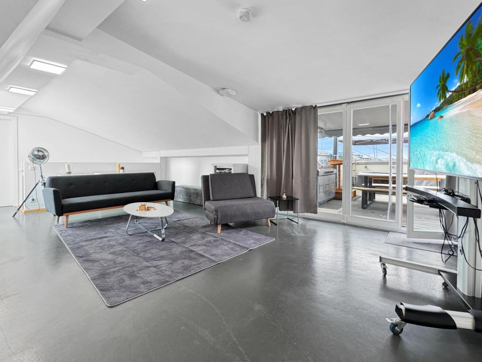 מינכן 6 Zimmer Maisonette-Penthouse Pool Dachterrasse Luxus מראה חיצוני תמונה